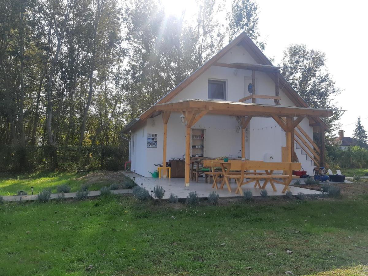 Mirella Rooms Palic Exterior photo