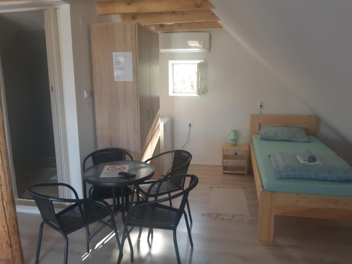 Mirella Rooms Palic Exterior photo