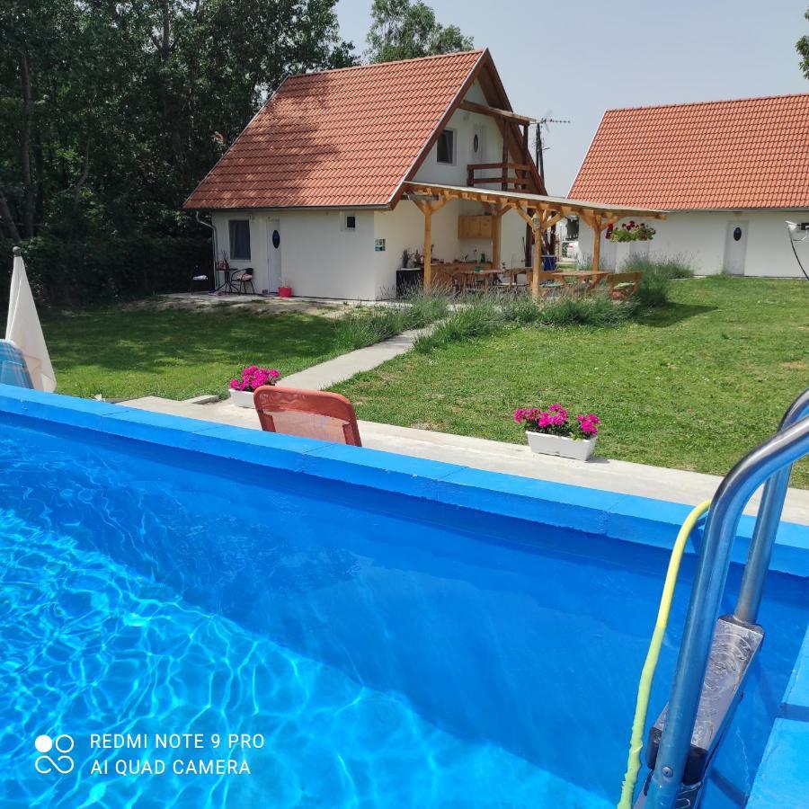 Mirella Rooms Palic Exterior photo