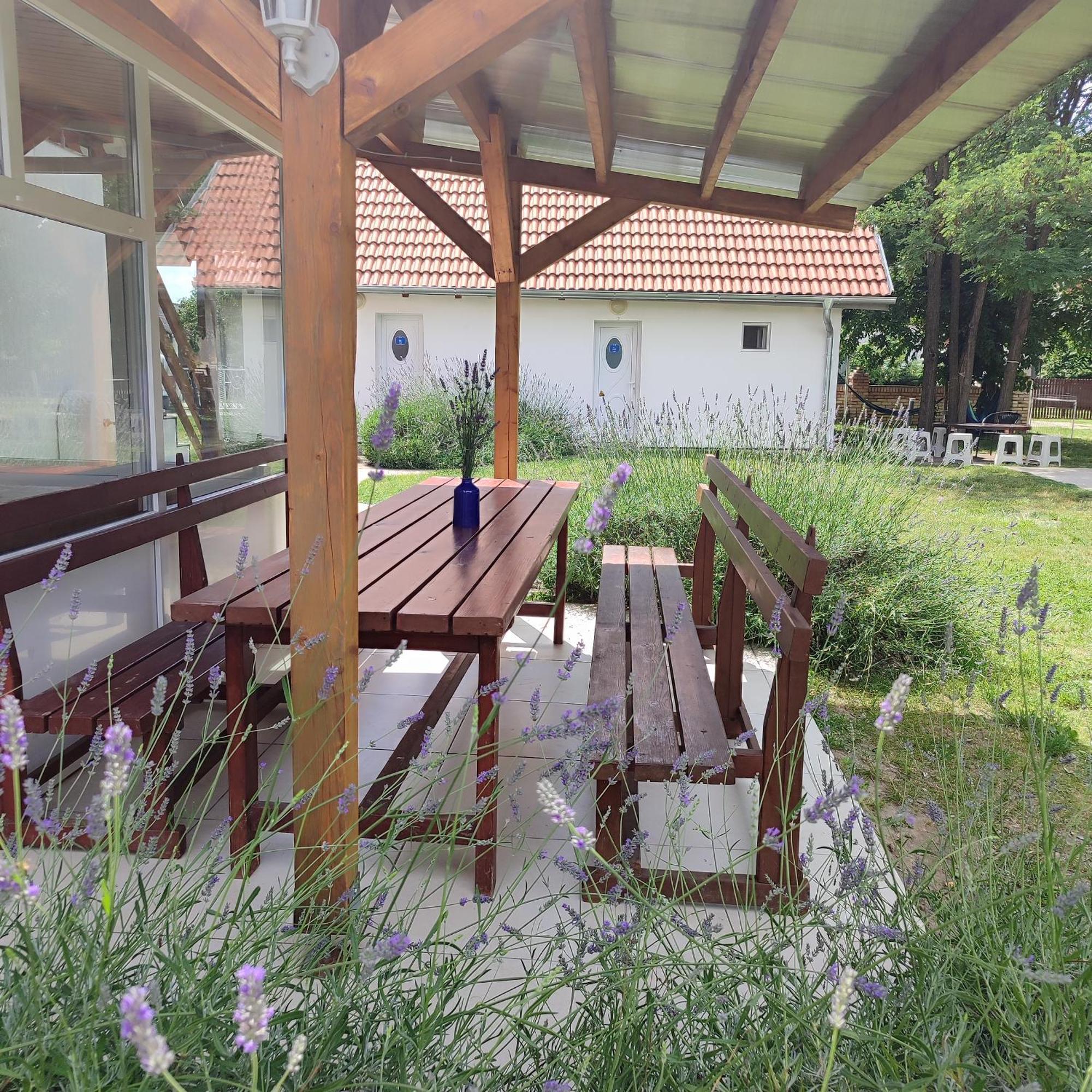 Mirella Rooms Palic Exterior photo